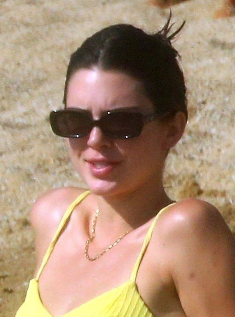 Kendall Jenner w bikini