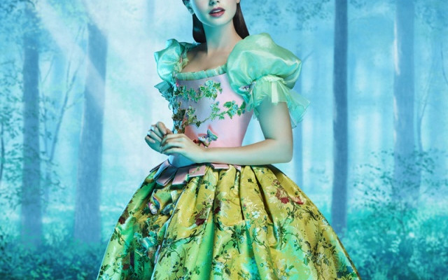 Nowy trailer Królewny Śnieżki z Lily Collins (VIDEO)
