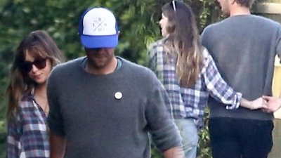 Dakota Johnson i Chris Martin przyłapani na czułościach (ZDJĘCIA)