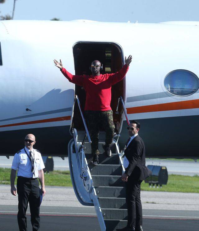 Ale JAK TO?! Kylie Jenner ROZCZOCHRANA? Szykuje się do roli mamy?