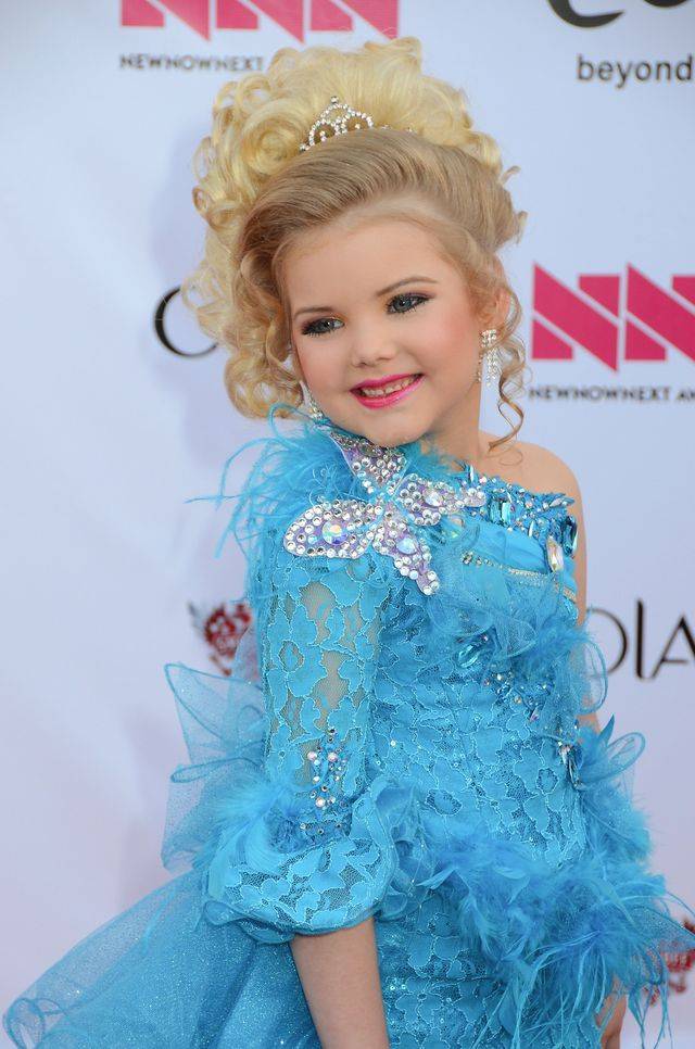 Pamiętacie tą małą miss? Teraz ma 12 lat i zrujnowaną psychikę