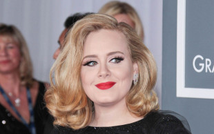 Adele urodziła syna