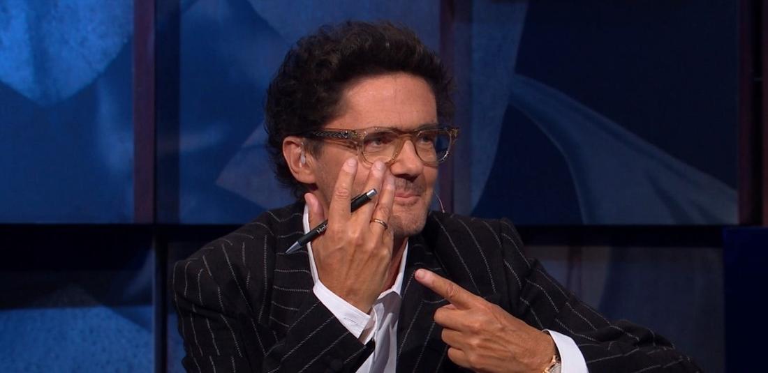 Kuba Wojewódzki pokazał obrączkę, fot. Kadr z "Kuba Wojewódzki", TVN