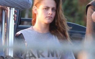 Kristen Stewart OSTRO BLUZGA na paparazzo [VIDEO]