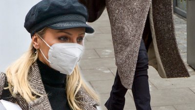 Agnieszka Woźniak-Starak w NIETYPOWYCH butach. Nie wyglądają na wygodne