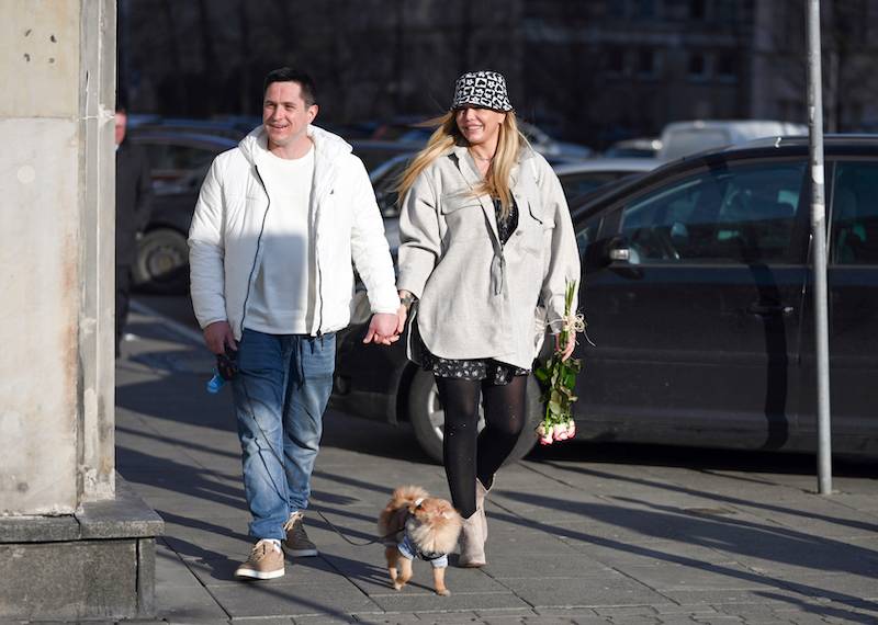 Polska Angelina Jolie ZARĘCZYŁA się przed paparazzi! (ZDJĘCIA)