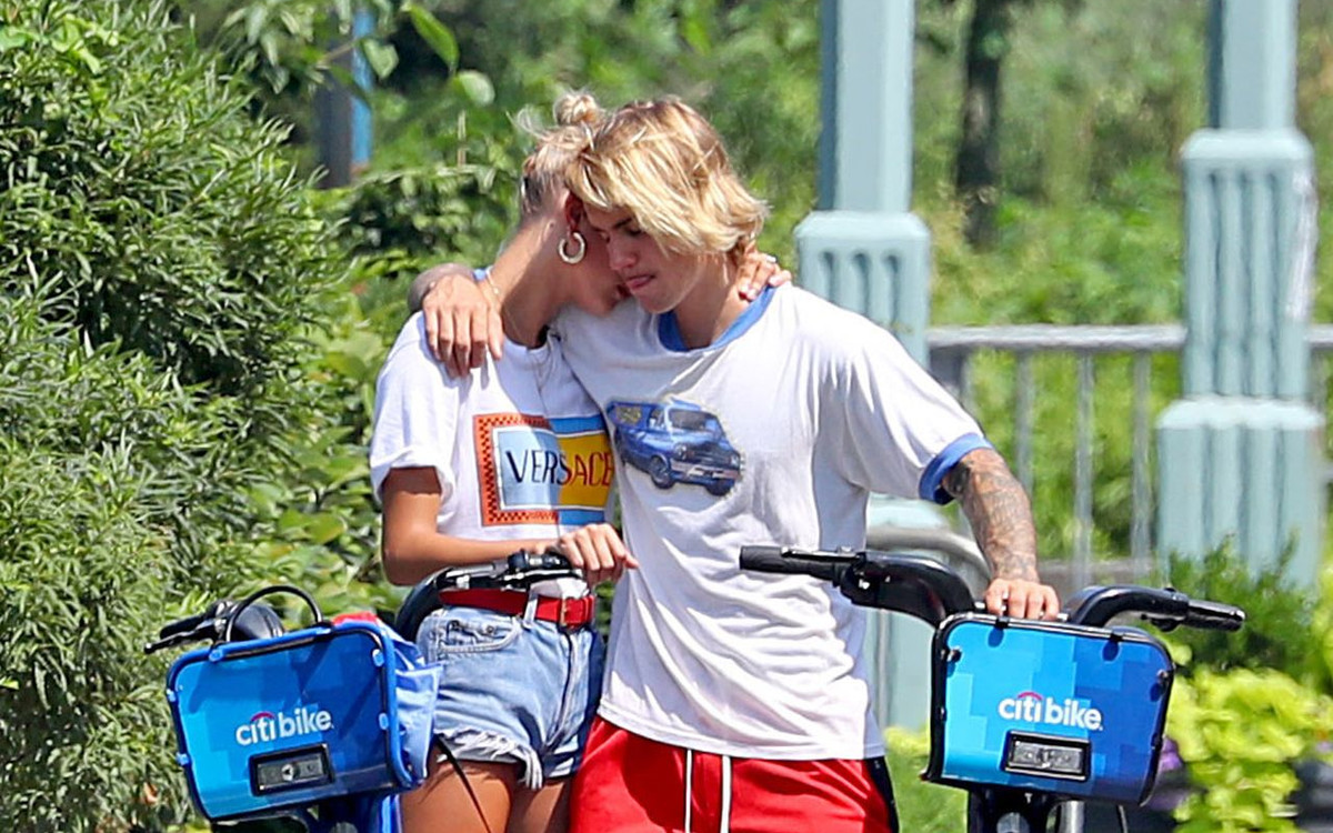 Justin Bieber i Hailey Baldwin PŁACZĄ razem?