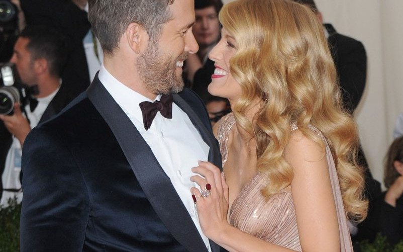 Jak długo Blake Lively kazała czekać Ryanowi na ich pierwszy raz?