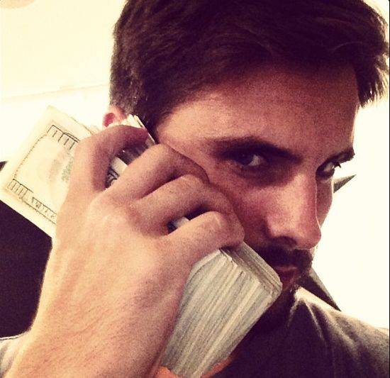 Scott Disick chwali się swoim bogactwem