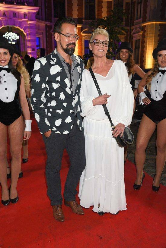 Samochód Roku Playboya 2016 – gwiazdy na czerwonym dywanie