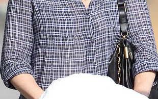 Dumna mama Alyson Hannigan (FOTO)