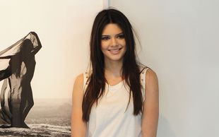 Kylie i Kendall Jenner pod obstrzałem paparazzi (FOTO)