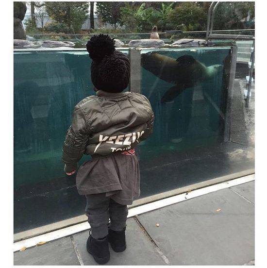 Nori West na zdjęciach