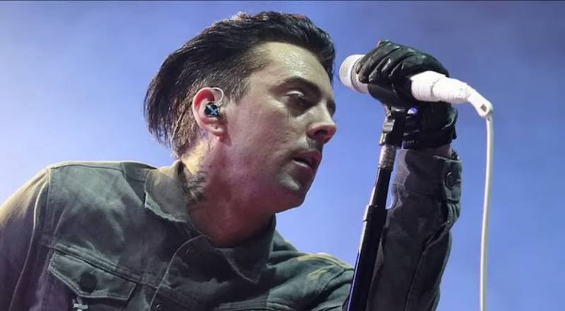 Gwiazdor rocka zamordowany w „rezydencji potworów”. Mroczna historia idola milionów wyszła na jaw dzięki jego partnerce