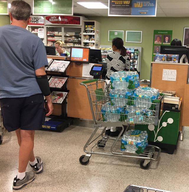 Huragan Irma spustoszył Karainy, Floryda szykuje się na atak