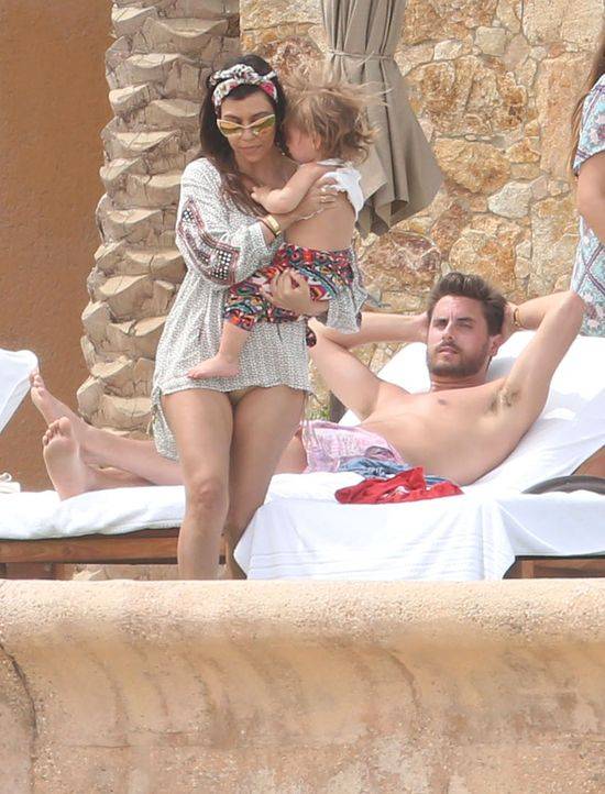 Kourtney Kardashian i Scott Disick na rodzinnym urlopie