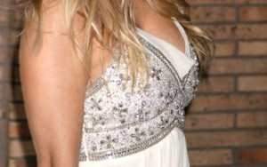 Fergie w różowych gatkach (FOTO)