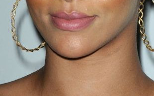 Wyciekł raport dotyczący pobicia Rihanny