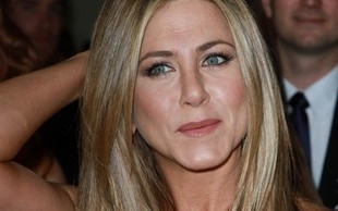 Jennifer Aniston chce zostać brunetką