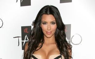 Naga Kim Kardashian dla Harper’s Bazaar (FOTO)