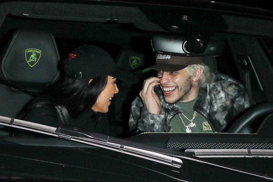 Santa Monica, CA - *PREMIUM-EXCLUSIVE* - **WEB EMBARGO UNTIL 7:30 PM ET on November 24, 2021** He certainly cracks her up! Kim Kardashian and Pete Davidson pack on the PDA as they step out on a romantic date in Santa Monica on Sunday night. The two arrived at Giorgio Baldi together in his Lamborghini suv and were escorted by their body guard into a private room of the restaurant. As they were leaving, they packed on the pda as they were holding hands. Pete was the perfect gentleman as he opened the door for Kim. The hot new couple couldn’t stop giggling together once inside their car. Pete sported what appeared to be hickey on his neck as the two exited. BACKGRID USA 24 NOVEMBER 2021,Image: 644688851, License: Rights-managed, Restrictions: RIGHTS: WORLDWIDE EXCEPT IN FRANCE, UNITED KINGDOM, Model Release: no, Credit line: MEGA / BACKGRID / Backgrid USA / Forum