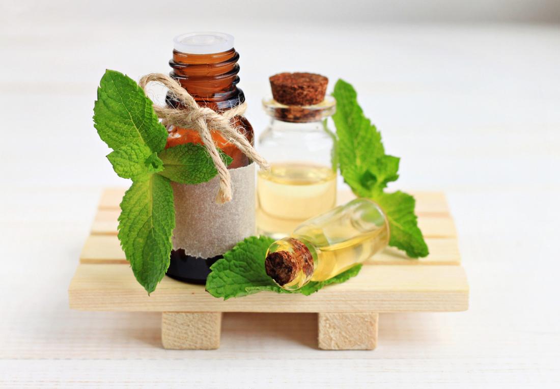 Tonik z liści mięty. 