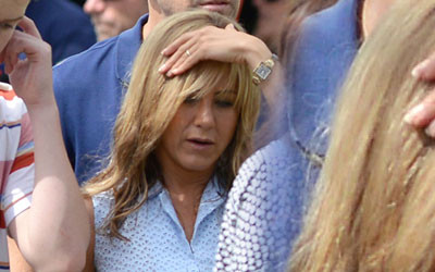 Jennifer Aniston pokazała pierścionek zaręczynowy! (FOTO)