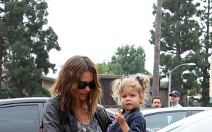 Rośnie rywalka dla Suri Cruise? (FOTO)