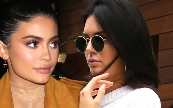 Kylie i Kendall Jenner POZWANE przez fotografa!