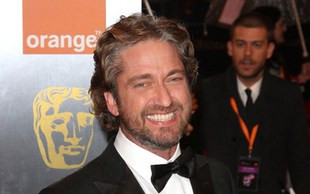 Gerard Butler flirtuje z Selitą Ebanks