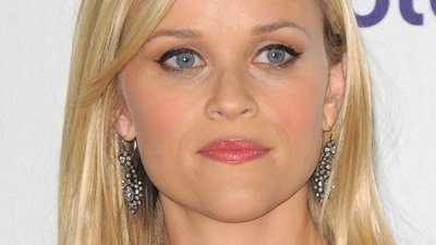 Reese była ofiarą molestowania sekualnego. Opowiada jak działa showbiznes