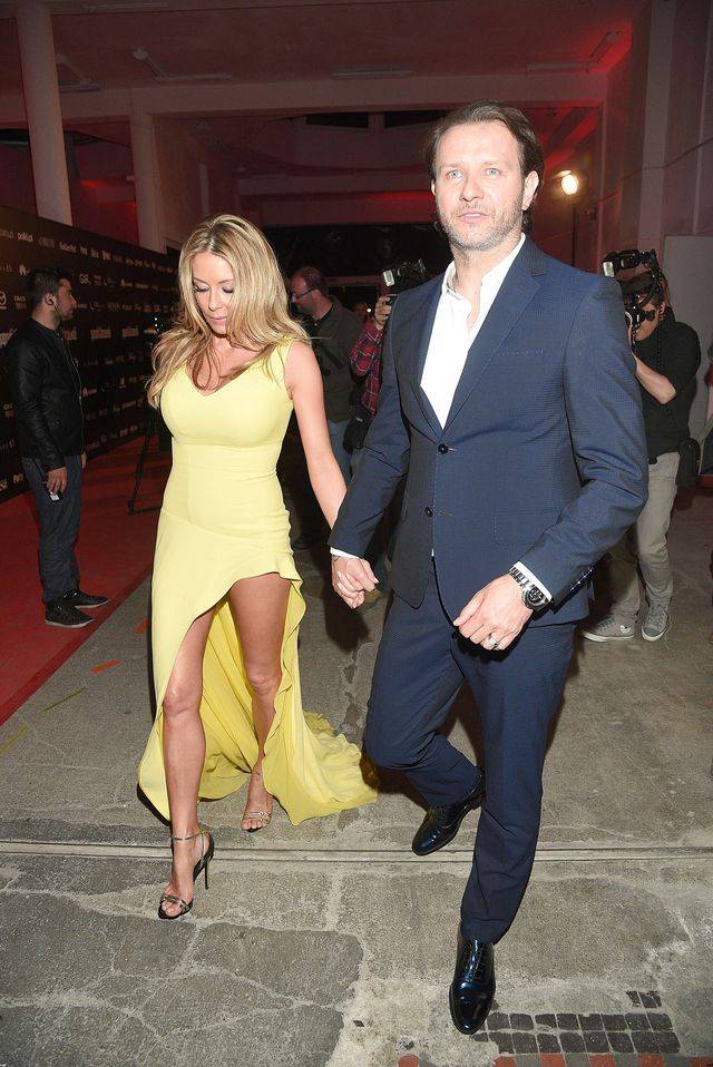 OMG! Małgorzata Rozenek w ROZPIĘTYCH spodniach pokazuje biust (INSTA)