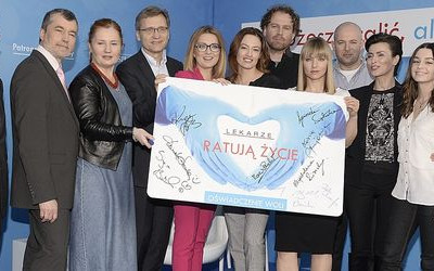 Gwiazdy serialu Lekarze w kampanii Lekarze ratują życie FOTO