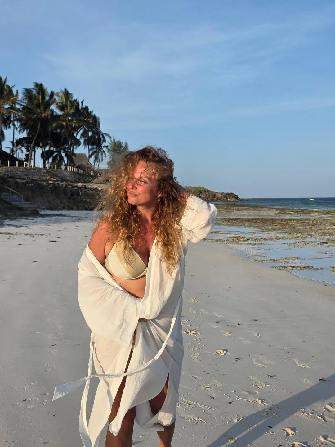 Joanna Liszowska pozuje w bikini, fot. Instagram