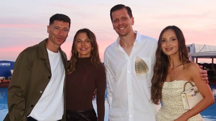 Ania i Robert Lewandowscy oraz Marina i Wojtek Szczęśni na imprezie FC Barcelony, fot. Instagram