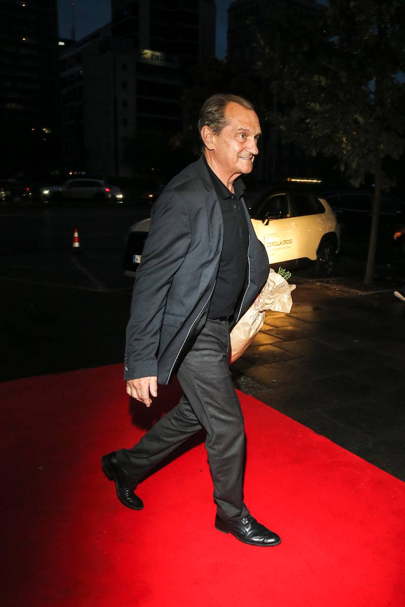 Premiera spektaklu “Gra w randki”. Barbara Bursztynowicz z “Klanu”, Lucyna Malec, Katarzyna Glinka…