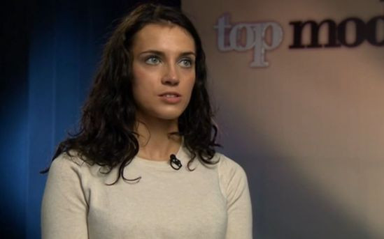 Top Model: Fotograf zdenerwowany podczas rozbieranej sesji