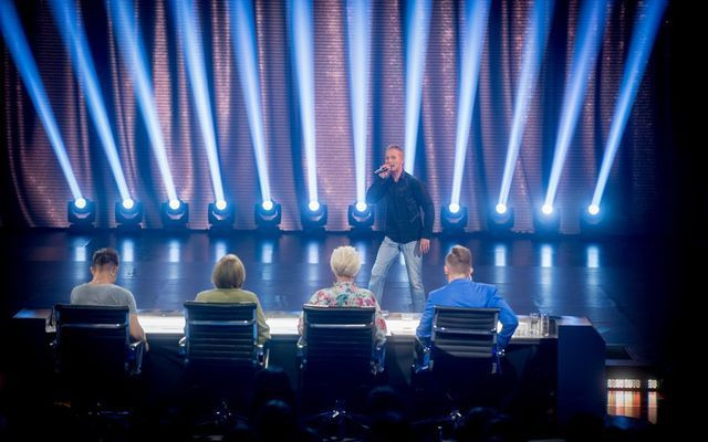 Denis Warmuła ma głos jak Michał Wiśniewski! (VIDEO)