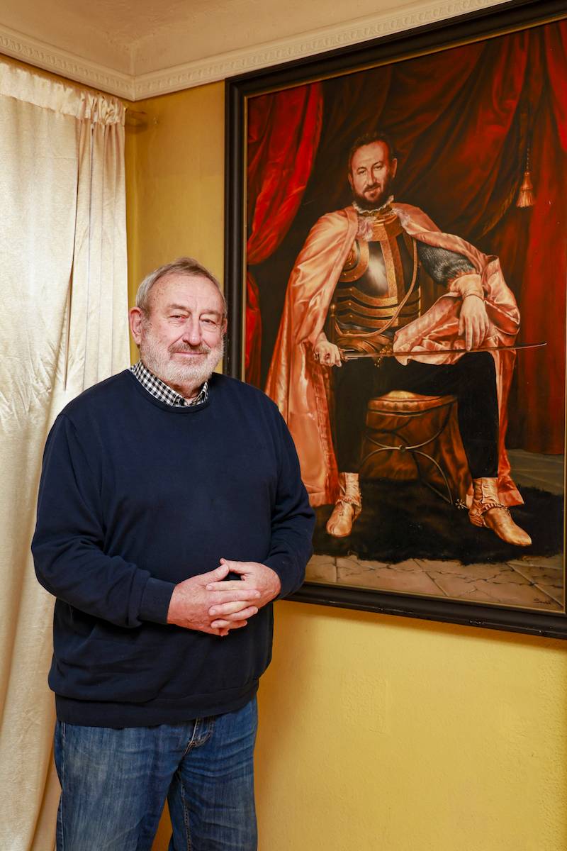 Tadeusz Drozda uchylił drzwi swojego domu. Legenda telewizyjna ma wnętrza z duszą i klasą (FOTO)