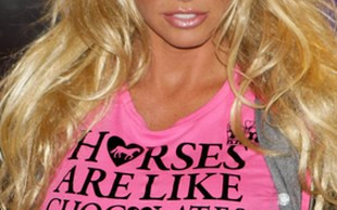 Katie Price jako blondynka (FOTO)
