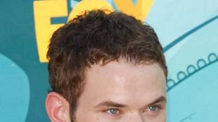 Kellan Lutz jest singlem