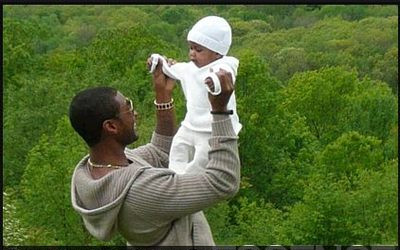 Usher pokazuje dziecko (FOTO)