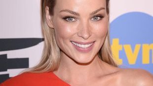 Dawno nie było jej na salonach, teraz wraca w świetnym stylu (FOTO)