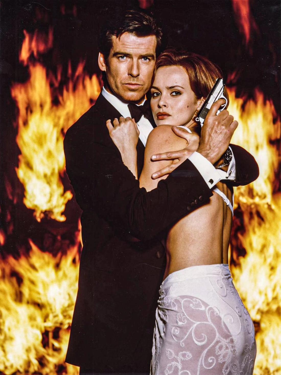 Izabella Scorupco i Pierce Brosnan, fot. Facebook