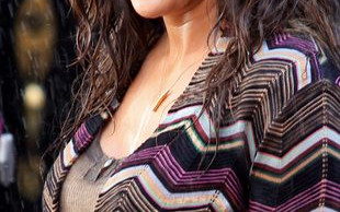 Jennifer Lopez jak mokra kurka (FOTO)