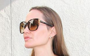 Angelina Jolie nie chce przytyć? (FOTO)