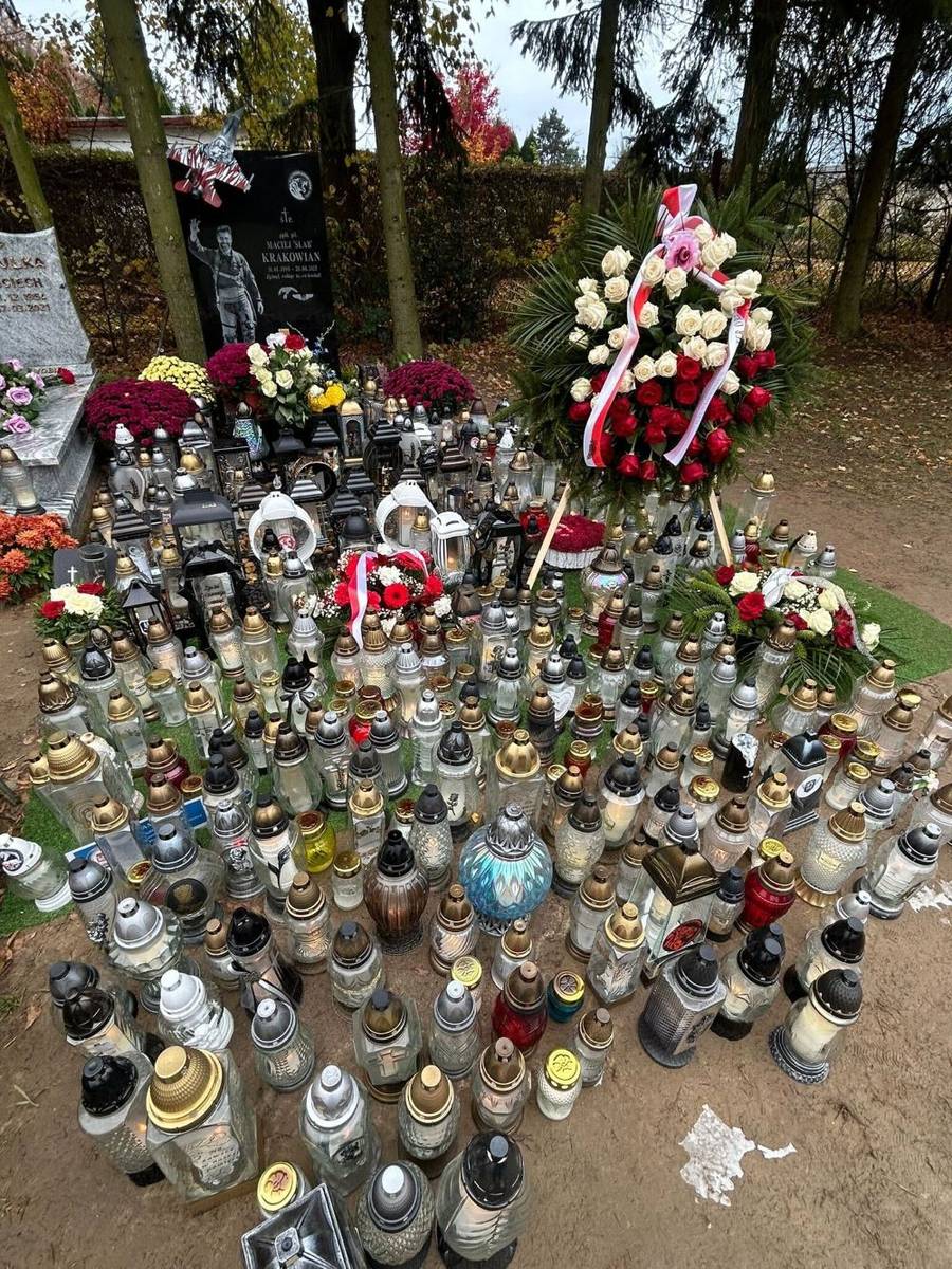 Tak wygląda grób „Slaba” po Wszystkich Świętych. Zamarliśmy, gdy zobaczyliśmy ten widok (FOTO)