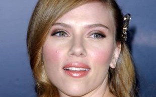 Dom Scarlett Johansson na sprzedaż (FOTO)