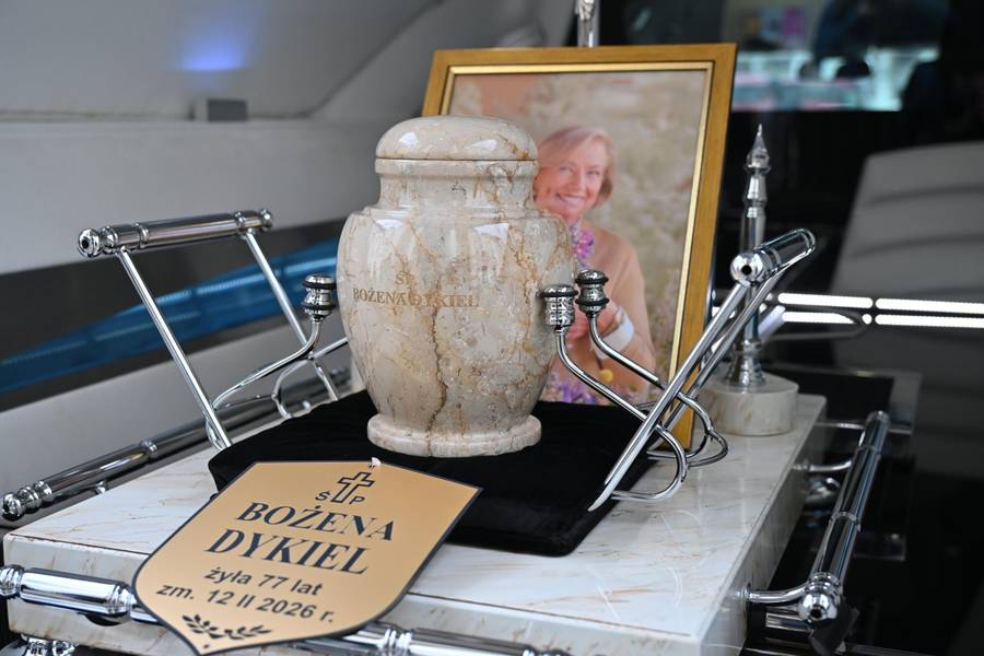 Pogrzeb Bożeny Dykiel / KAPiF