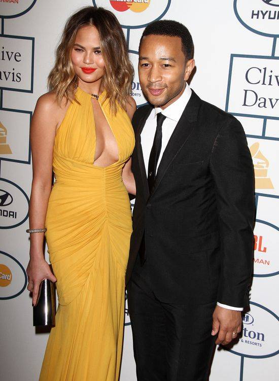 Chrissy Teigen – galeria zdjęć